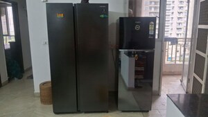 Furnished Amenities in 3.5 BHK Apartment at H R Buildcon Elite Homz, Sector 77 – for Rent