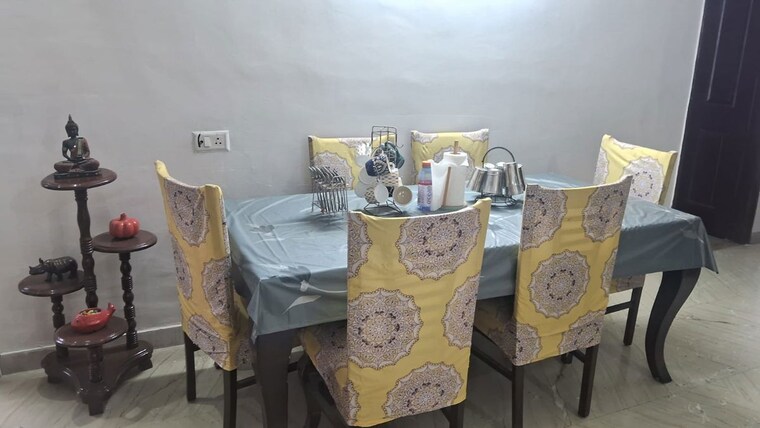 Team Area, h-r-buildcon-elite-homz 3.5 Bedroom 1840 Sq.Ft. Apartment In Sector 77 Noida 10711775