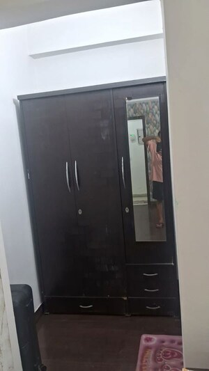 Furnished Amenities in 3.5 BHK Apartment at H R Buildcon Elite Homz, Sector 77 – for Rent