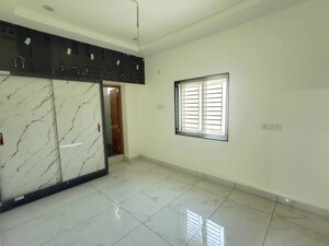 Room in 2 BHK Apartment at Vidhya Nagar – for Sale