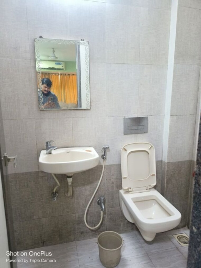 Bathroom, fam-chs 2 Bedroom 1100 Sq.Ft. Apartment In Kopar Khairane Navi Mumbai 10711812