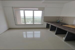 Room in 2 BHK Apartment at Puranik Rumah Bali, Ghodbunder Road – for Rent