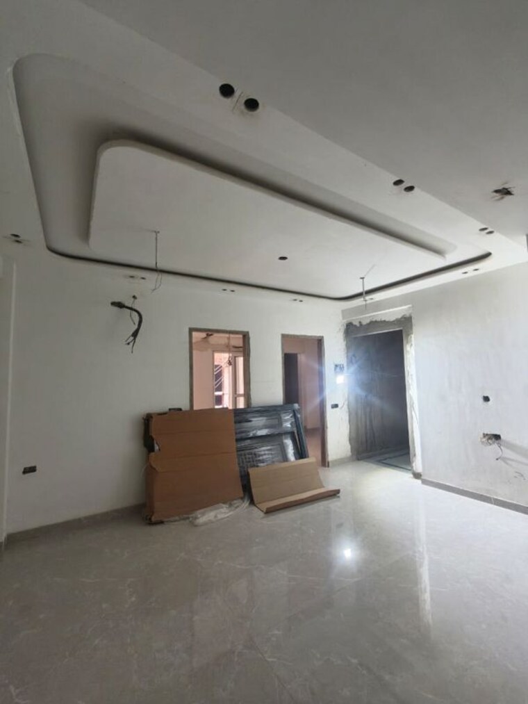 Living Room, sector 107 3 Bedroom 990 Sq.Ft. Builder Floor In Sector 107 Noida 10711841