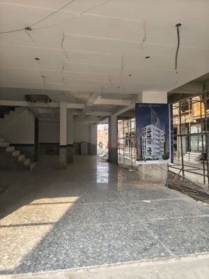 Parking in 3 BHK Builder Floor at Sector 107 – for Sale