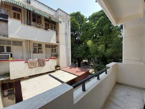 Balcony in 3 BHK Builder Floor at Unitech South City II, Sector 50 – for Rent