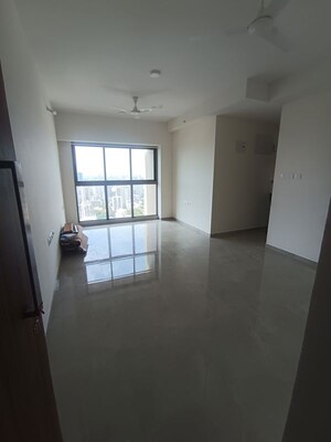 2 BHK Apartment For Rent in Sheth Auris Bliss, Malad West