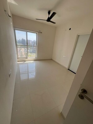 2 BHK Apartment For Rent in Godrej Carnival, Mamurdi