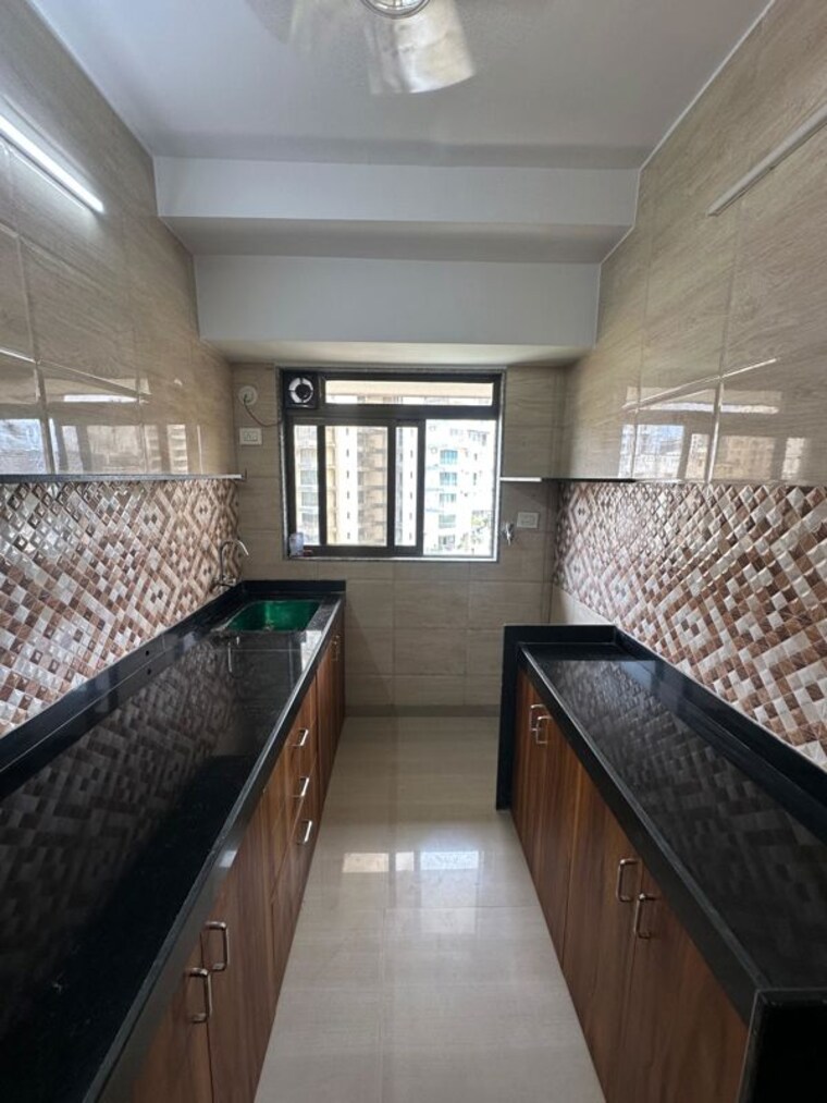 Kitchen, gurukrupa-dhyanam 2 Bedroom 714 Sq.Ft. Apartment In Versova Mumbai 10711870