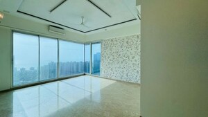 Room in 5 BHK Apartment at Raheja Imperia, Worli – for Sale