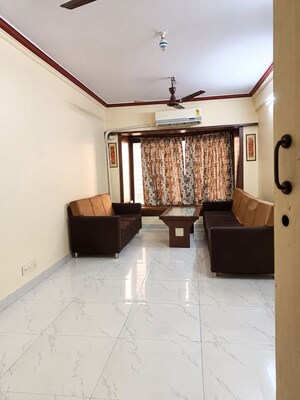 2 BHK Apartment For Rent in Laxmi Madhuvan, Malad East