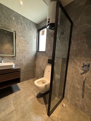 Bathroom in 3.5 BHK Apartment at Central Park I, Sector 42 – for Rent
