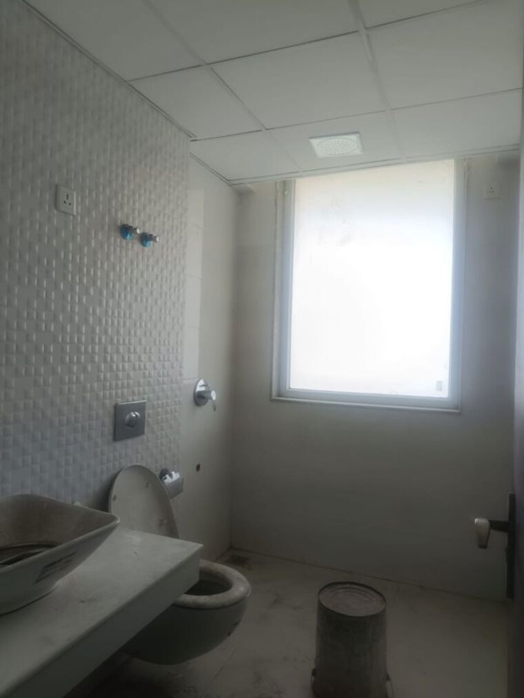 Bathroom, tdi-ourania 2.5 Bedroom 1298 Sq.Ft. Apartment In Sector 53 Gurgaon 10711902