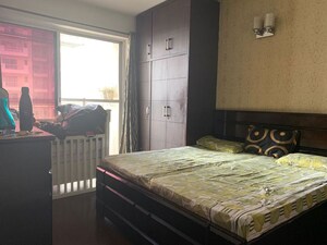 Bedroom in 3 BHK Apartment at Unitech Heritage City, Sector 25 – for Rent