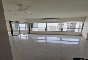 Room in 1 BHK Apartment at Piramal Vaikunth, Balkum Pada – for Rent