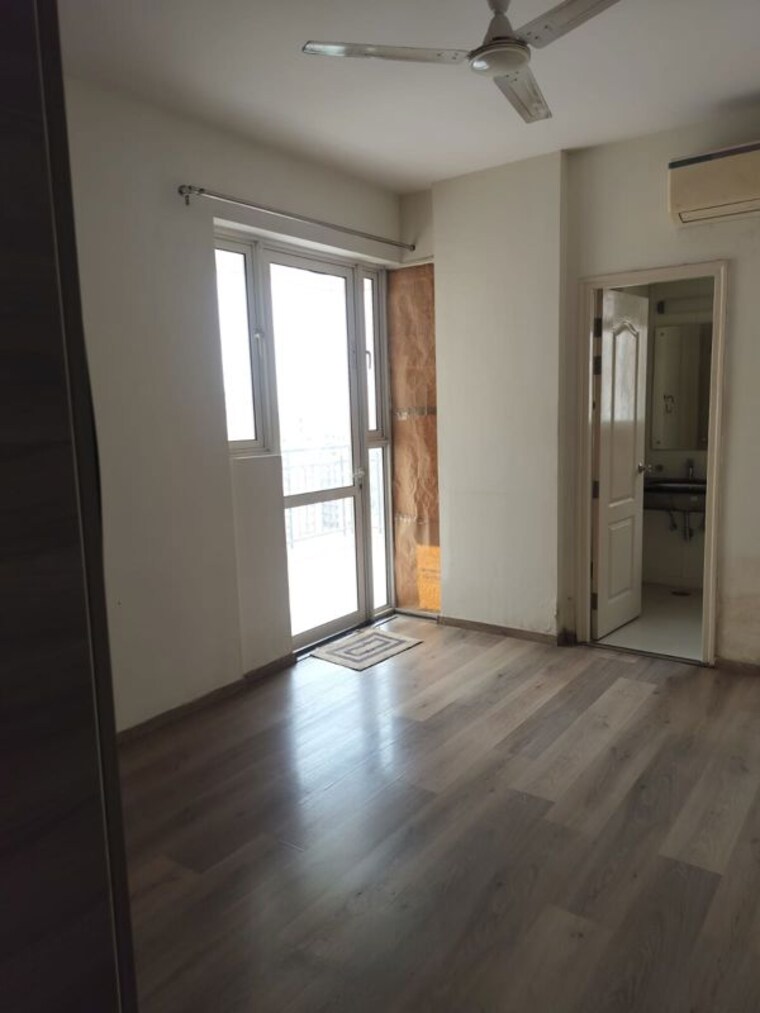 Room, dlf-platinum-residences 4 Bedroom 2486 Sq.Ft. Apartment In Dlf Phase iv Gurgaon 10711939