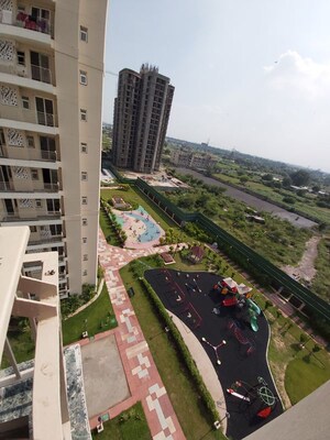 2 BHK Apartment For Sale in BPTP Discovery Park, Sector 80