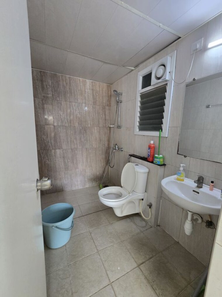 Bathroom, mantri-webcity 3 Bedroom 1740 Sq.Ft. Apartment In Hennur Road Bangalore 10711960