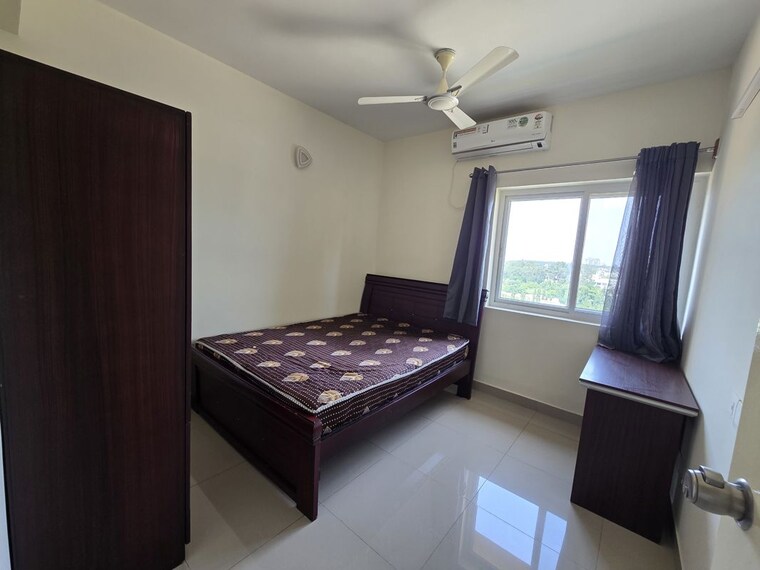 Living Room, mantri-webcity 3 Bedroom 1740 Sq.Ft. Apartment In Hennur Road Bangalore 10712003