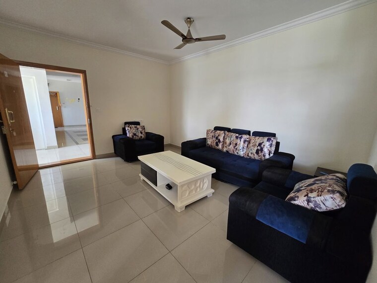 Living Room, mantri-webcity 3 Bedroom 1740 Sq.Ft. Apartment In Hennur Road Bangalore 10712003