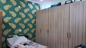 Bedroom in 2.5 BHK Builder Floor at Unitech Arcadia, South City 2 – for Rent