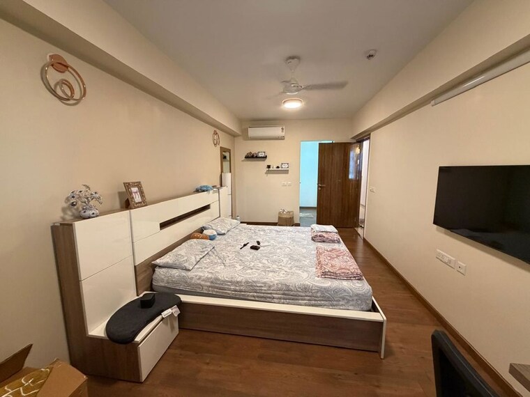 Kitchen, emaar-emerald-floors 3 Bedroom 267 Sq.Yd. Builder Floor In Sector 65 Gurgaon 10712016