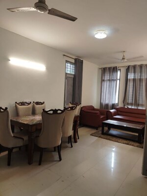 Living Room in 2 BHK Builder Floor at Unitech Arcadia, South City 2 – for Rent