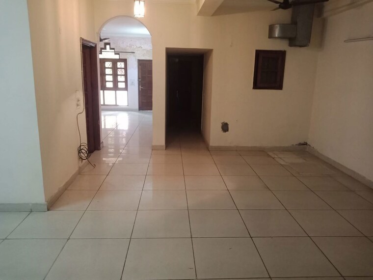 undefined, sector 31 3 Bedroom 1650 Sq.Ft. Builder Floor In Sector 31 Noida 10712037