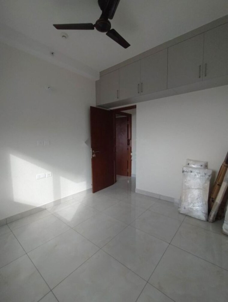 Room, prestige-lakeside-habitat 3 Bedroom 1800 Sq.Ft. Apartment In Varthur Bangalore 10712055