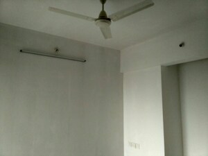 Room in 2 BHK Apartment at Runwal Eirene, Balkum Pada – for Sale