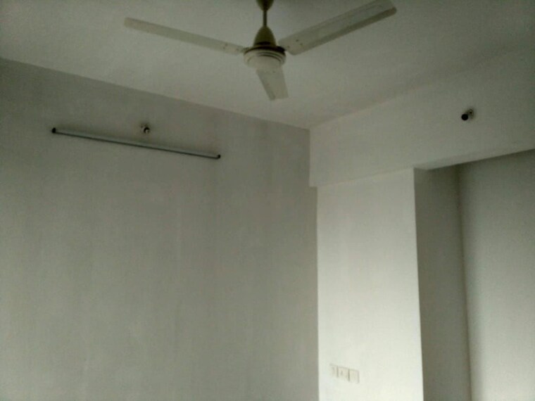 Room, runwal-eirene 2 Bedroom 750 Sq.Ft. Apartment In Balkum Pada Thane 10712065
