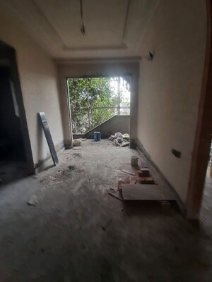 Room in 3 BHK Builder Floor at Paschim Vihar – for Sale