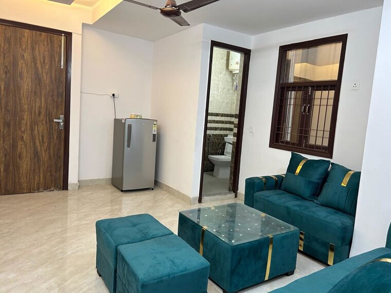 Living Room, freedom fighters enclave 2 Bedroom 1150 Sq.Ft. Builder Floor In Freedom Fighters Enclave Delhi 10712119