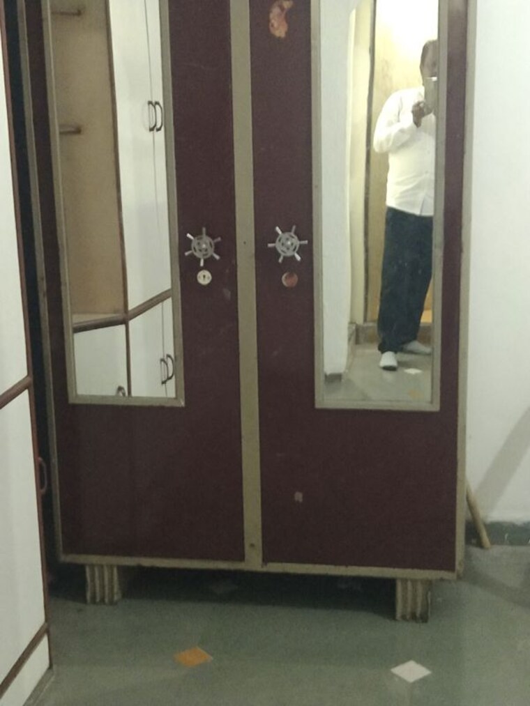 undefined, mig-colony-gokhalenagar 2 Bedroom 1000 Sq.Ft. Apartment In Gokhalenagar Pune 10712147
