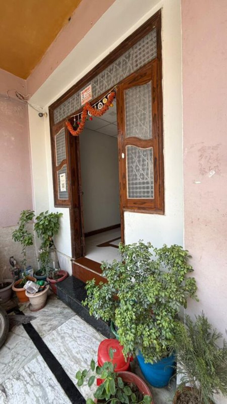 Living Room, kamaccha Commercial Office Space 250 Sq.Ft. In Kamaccha Varanasi 10712155
