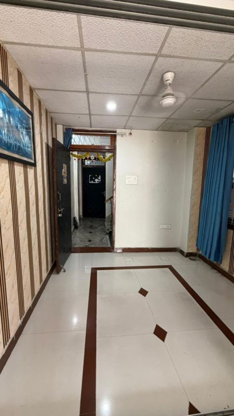 undefined, kamaccha Commercial Office Space 250 Sq.Ft. In Kamaccha Varanasi 10712155