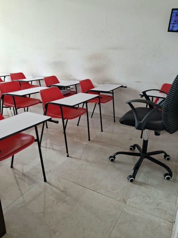 Team Area, hiranandani-business-park Commercial Office Space 782 Sq.Ft. In Thane West Thane 10712178