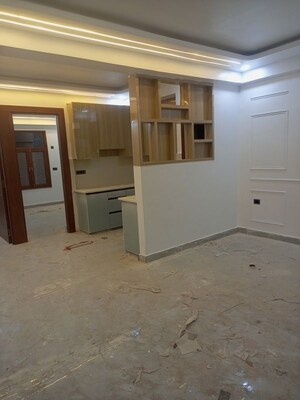 Living Room in 3 BHK Builder Floor at Green Home, Sector 73 – for Sale