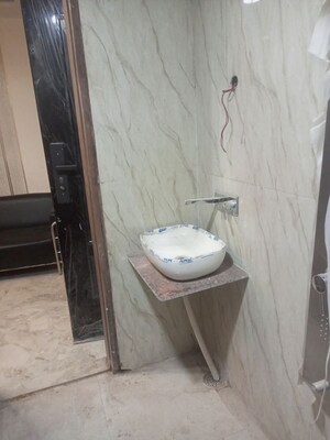 Bathroom in 3 BHK Builder Floor at Green Home, Sector 73 – for Sale