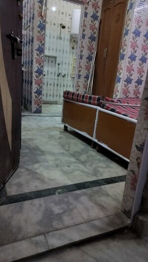 Room in 1 RK Apartment at South Delhi – for Rent