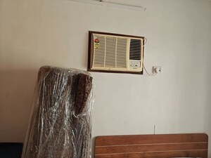 Furnished Amenities in 2 BHK Apartment at Andheri East – for Rent