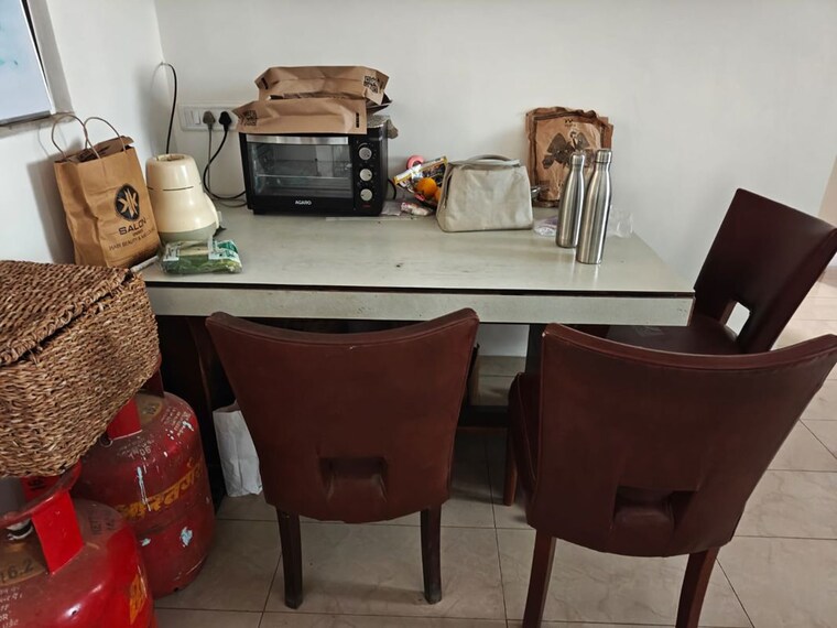 Team Area, andheri east 2 Bedroom 700 Sq.Ft. Apartment In Andheri East Mumbai 10712162