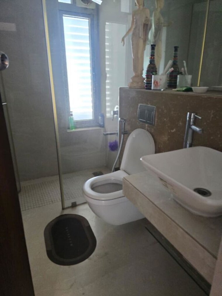 Bathroom, lodha-primo 2 Bedroom 980 Sq.Ft. Apartment In Parel Mumbai 10712247