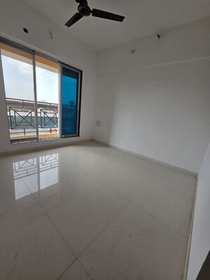 Room in 2 BHK Apartment at Cosmos Habitat, Majiwada – for Rent