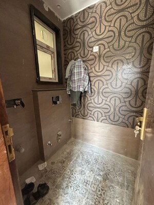 Living Room in 3 BHK Builder Floor at Saket – for Rent