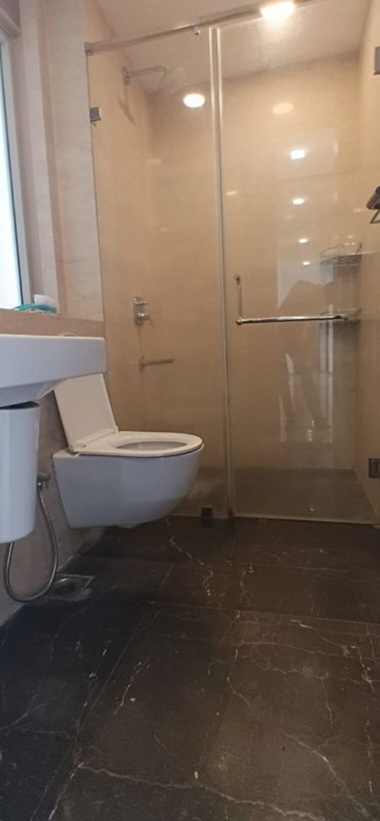 Bathroom, lodha-kiara 3 Bedroom 1315 Sq.Ft. Apartment In Worli Mumbai 10712344