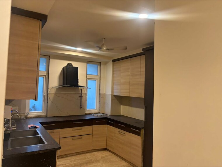 Room, shivalik colony 3 Bedroom 2000 Sq.Ft. Builder Floor In Shivalik Colony Delhi 10712317