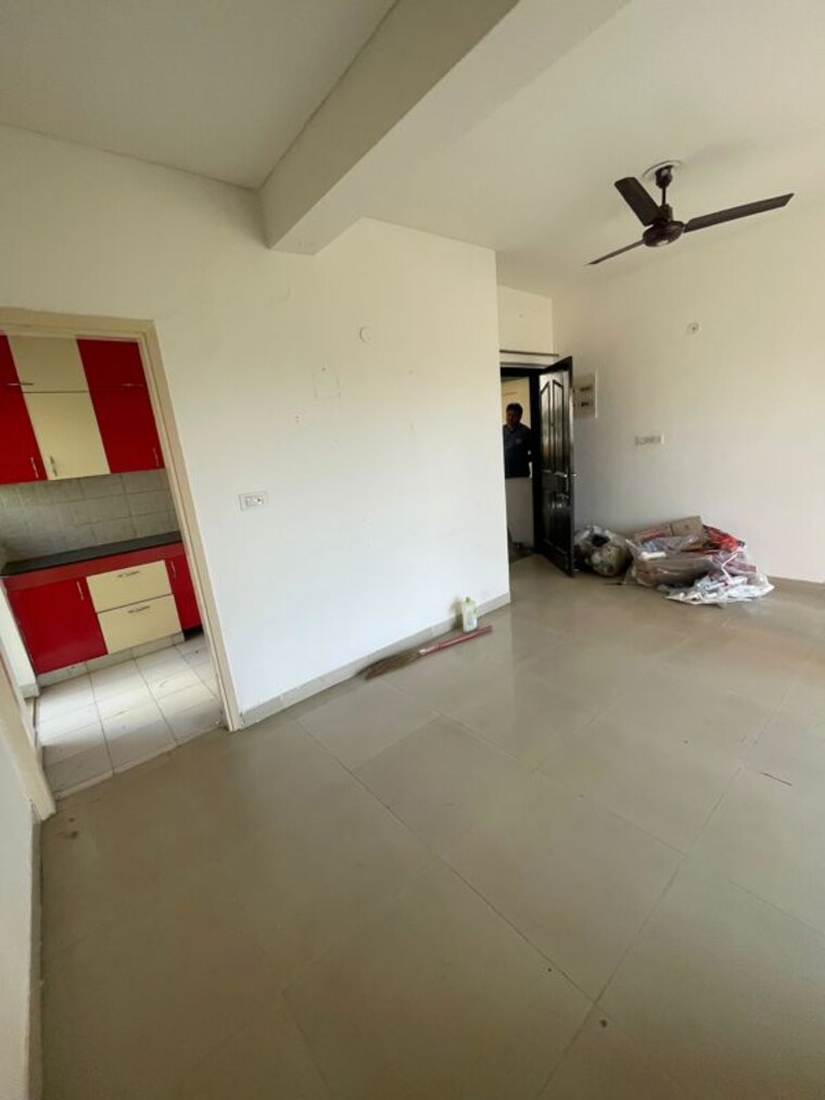 Living Room, bptp-park-floors-i 3 Bedroom 982 Sq.Ft. Apartment In Sector 77 Faridabad 10712227