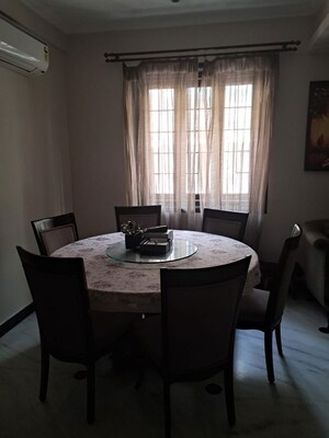 Team Area in 4 BHK Apartment at Shiv Sagar Estate, Worli – for Rent