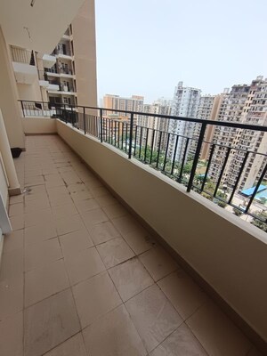 Balcony in 4 BHK Apartment at Sector 76 – for Rent