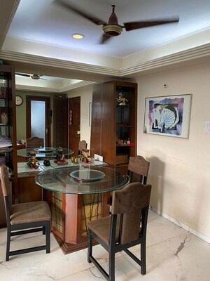 Team Area in 1 BHK Apartment at Nutan Madhuban Apartment, Worli – for Rent